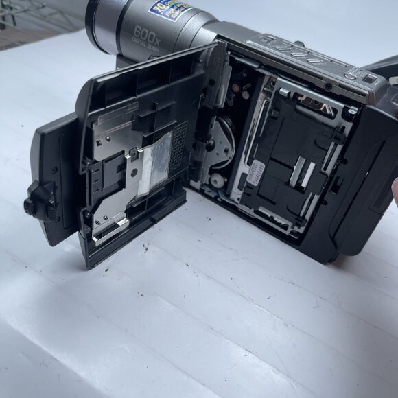 JVC GR-SXM245 Compact Camcorder Super VHS VINTAGE Y2K Camera (Untested, For part - Picture 8 of 14